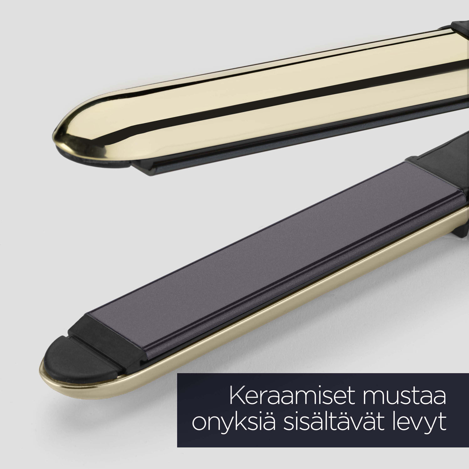 Keraamiset mustaa onyksi&auml; sis&auml;lt&auml;v&auml;t levyt